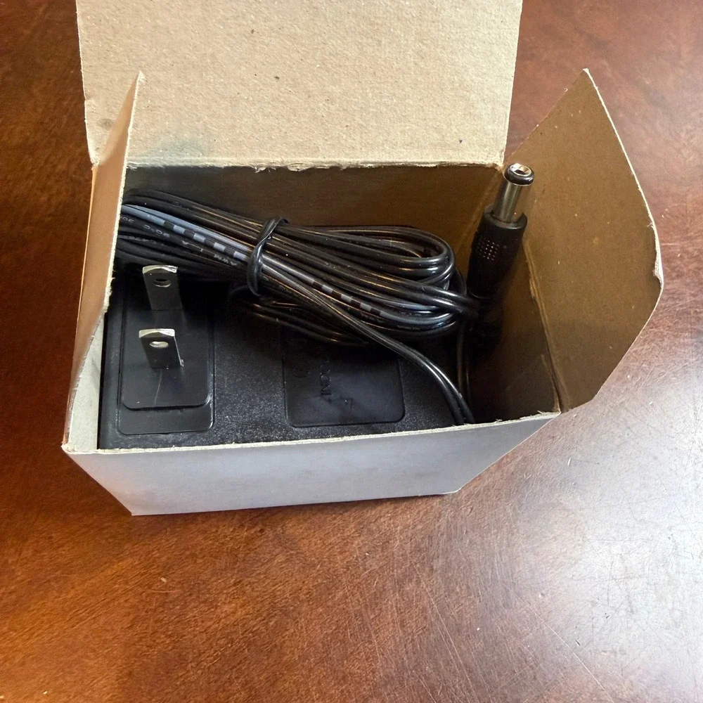 ORA Electronics Fast Charger Plus for Motorola Micro TAC FCMTAC Vintage 1995